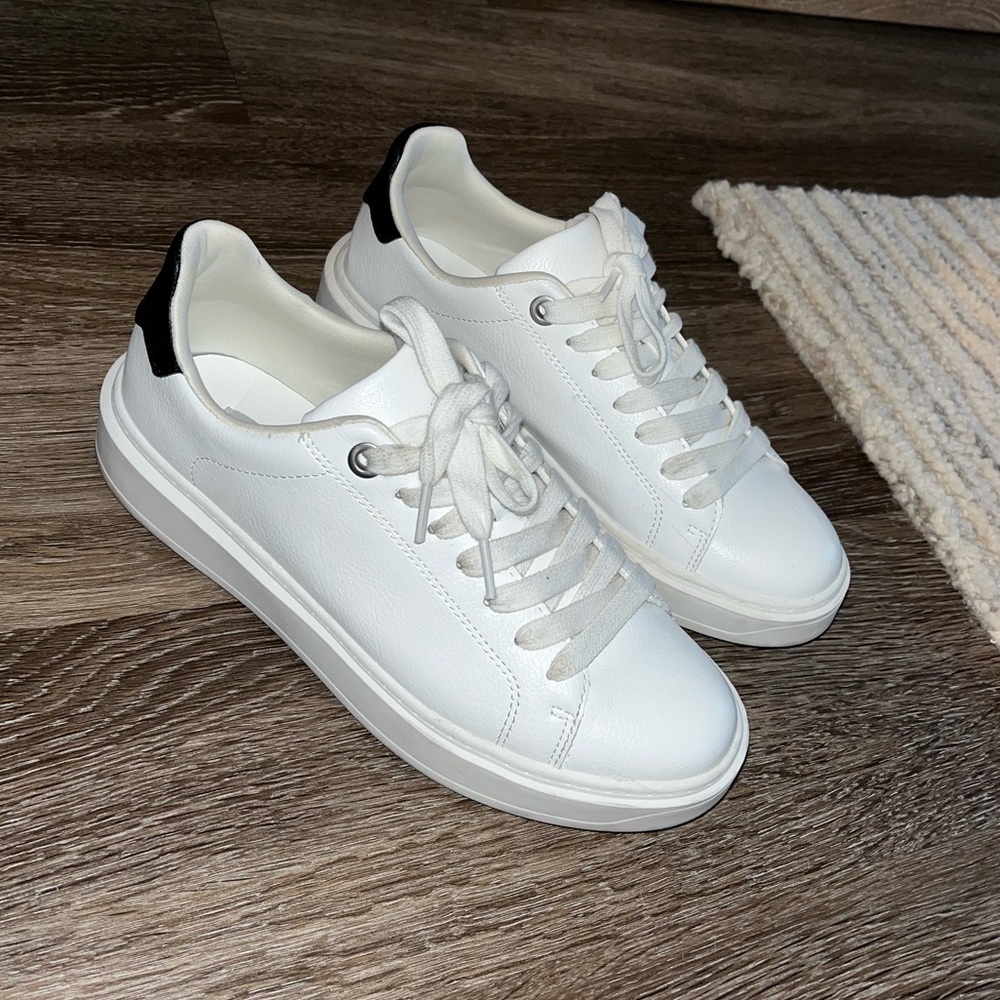 Steve Madden Catcher Platform Sneaker